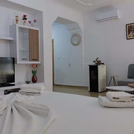 Kiri S.Apartaments Sarandë Exterior foto