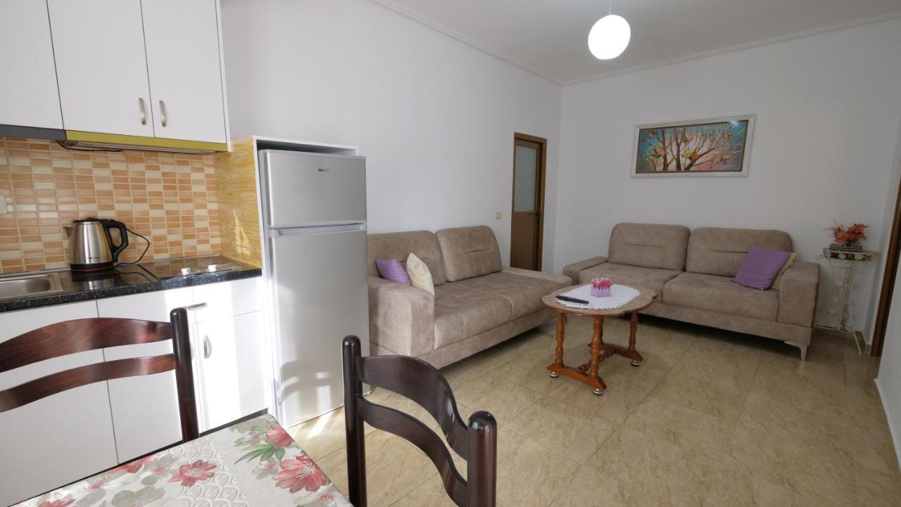 Kiri S.Apartaments Sarandë Exterior foto