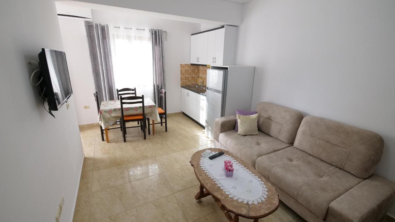 Kiri S.Apartaments Sarandë Exterior foto