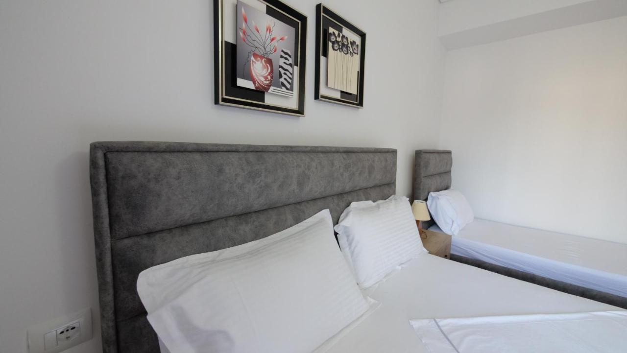 Kiri S.Apartaments Sarandë Exterior foto