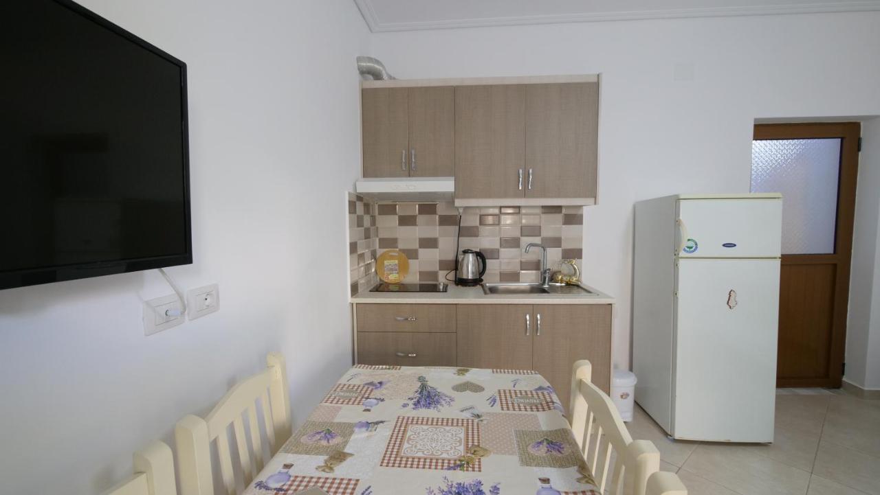 Kiri S.Apartaments Sarandë Exterior foto